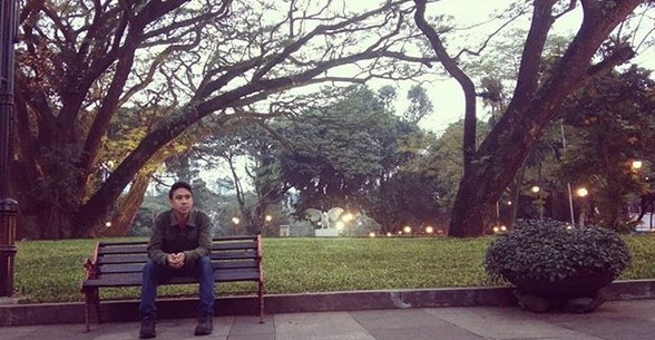 Sejarah Taman Balai Kota Bandung, Daya Tarik Taman, Menelusuri Taman Labirin, Berfoto di Gembok Cinta, Arena Bermain Anak dan Area Kebugaran, Bermain Air Sungai, Tempat Kegiatan Anak Muda, Fasilitas Taman, Rute Menuju ke Lokasi