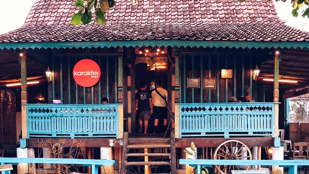 1. Karakter Kopi, 2. Kopi Made, 3. Startup Coffee, 4. Luhtu’s Coffee Shop, 5. Gecko Coffee Shop, 6. Trilogy Coffee &amp; Lounge, 7. Tukang Kopi, 8. Marble Coffee &amp; Co, 9. Foam Coffee&amp; Coin Laundry, 10. Second Floor