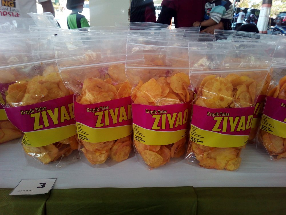1. Pisang Agung, 2. Keripik Pisang, 3. Tape Pisang, 4. Keripik Tempe, 5. Keripik Nangka, 6. Keripik Talas, 7. Keripik Ketela Ungu, 8. Kue Lupis, 9. Bledus, 10. Ketan Koro