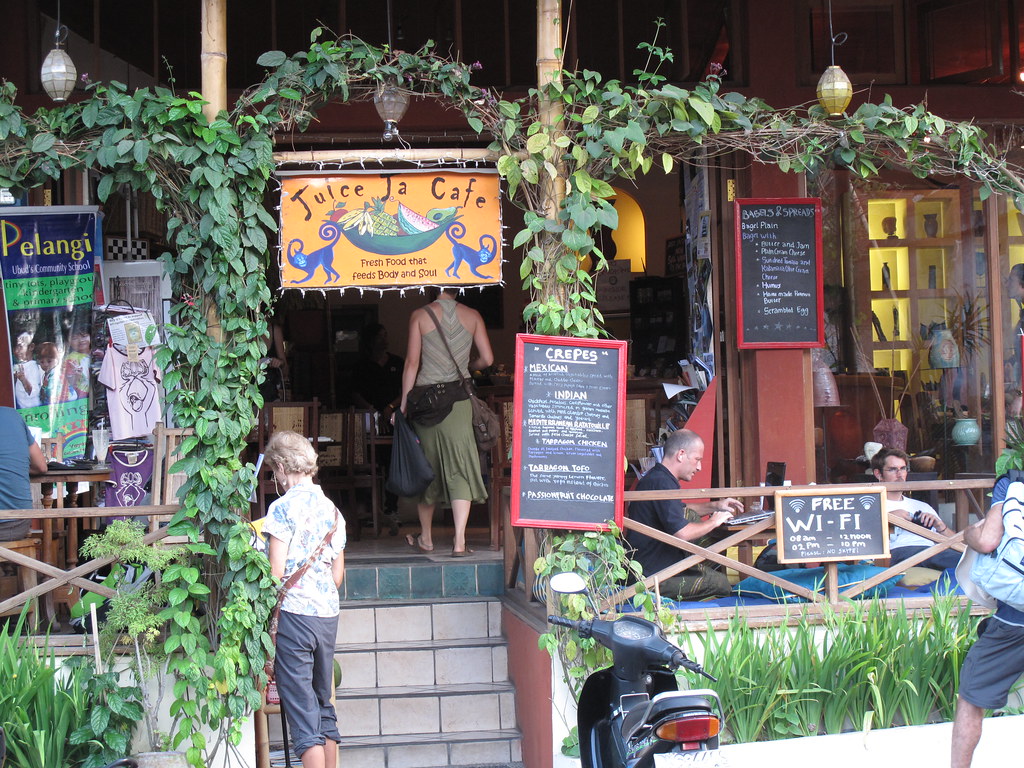 1. Yeh Pulu Cafe, 2. Juice Ja Cafe, 3. Genius Cafe Vision, 4. Usha Cafe &amp; Bakery, 5. Odette, 6. Rice Terrace Cafe