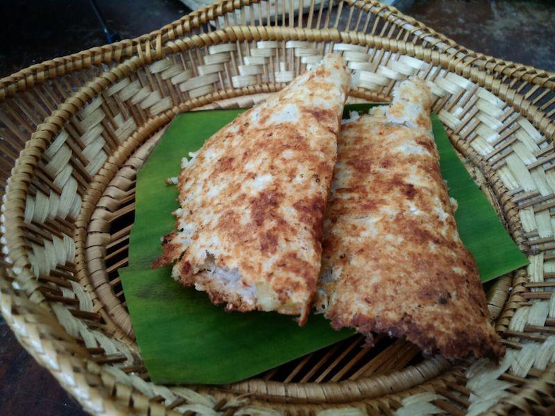 1. Nasi Liwet, 2. Selat Solo, 3. Serabi, 4. Timlo, 5. Sate Buntel, 6. Tengkleng, 7. Brambang Asem, 8. Amplang, 9. Cabuk Rambak, 10. Ledre, 11. Sate Kere, 12. Walangan, 13. Intip Mini, 14. Mie Gajah Mas, 15. Kue Lapis Mandarin