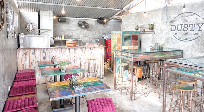 1. La Plancha, 2. Nook Bali, 3. Motel Mexiola, 4. Folie Kitchen &amp; Patisserie, 5. Bottega Italiana, 6. Shelter Cafe, 7. The Dusty Cafe, 8. Cafe La Paison, 9. Sea Circus, 10. Ingka