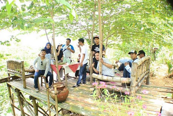 Harga Tiket Masuk, Rute Menuju Lokasi, Fasilitas Wisata, Daya Tarik Watu Lumbung, Pantai Watu Lumbung