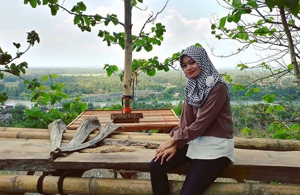 Harga Tiket Masuk, Rute Menuju Lokasi, Fasilitas Wisata, Daya Tarik Watu Lumbung, Pantai Watu Lumbung