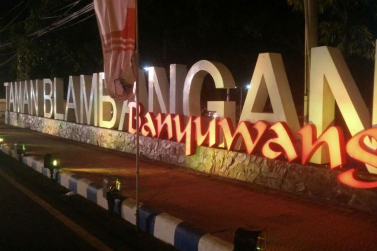 1. Marina Boom Beach, 2. Taman Blambangan, 3. Ijen Blue Fire, 4. Pantai Cacalan, 5. Warung Kepiting, 6. Kemunir Kopi