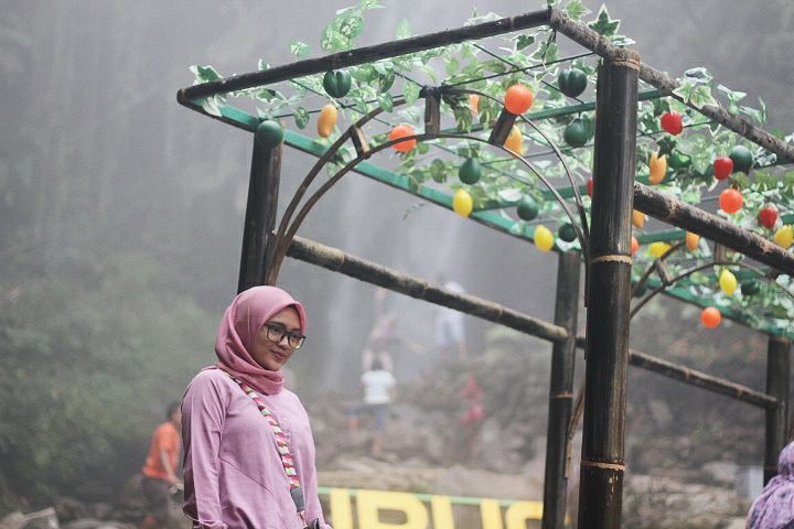 Harga Tiket Masuk, Jalan Menuju Lokasi, Fasilitas, Spot Foto Instagramable, Pesona Curug Landung