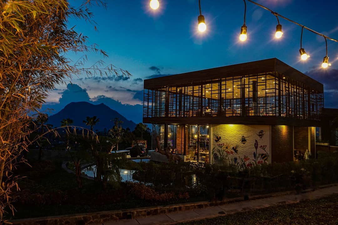 Daftar Harga Menu, Daftar Harga Minuman, Jalan Menuju Lokasi, Fasilitas, Harga Menu, Pesona Cerita Kita Cafe