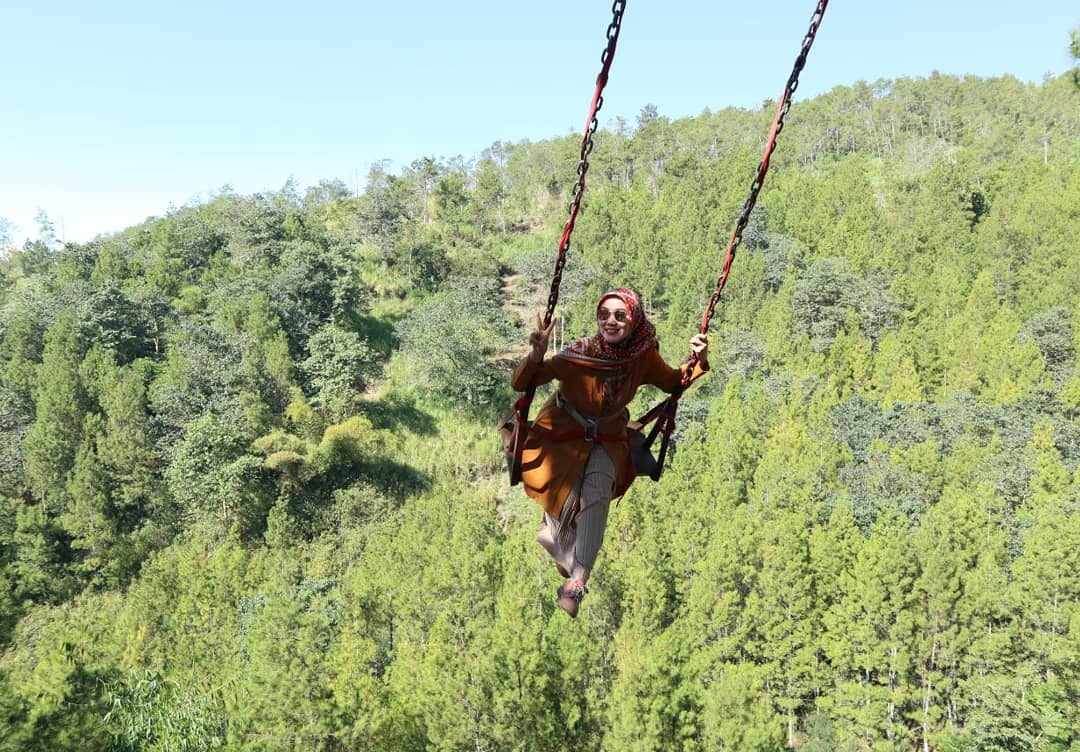 Harga Tiket Masuk, Jalan Menuju Lokasi, Fasilitas, Spot Foto Instagramable, Keistimewaan Coban Putri