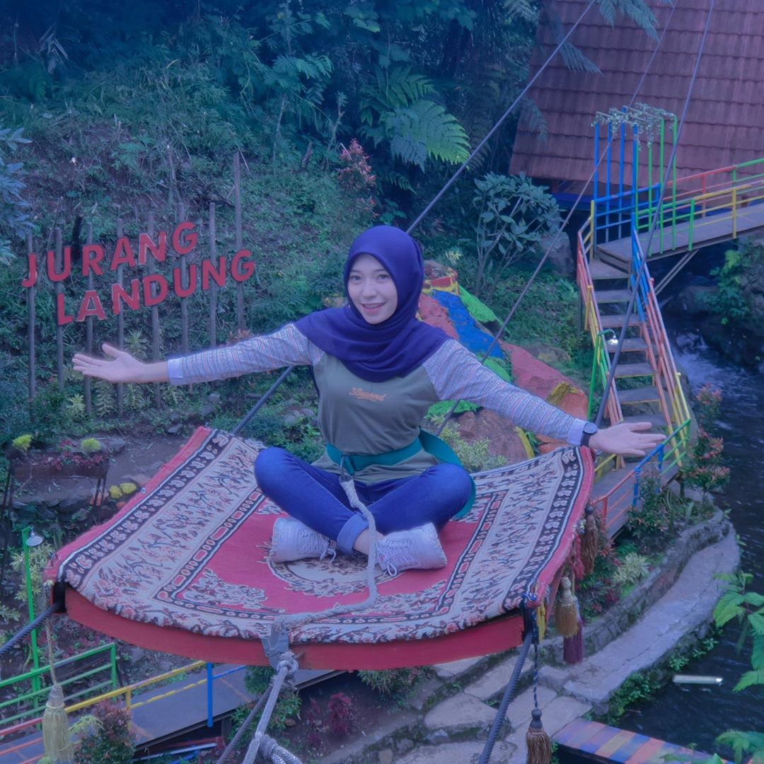 Harga Tiket Masuk, Jalan Menuju Lokasi, Fasilitas, Spot Foto Instagramable, Pesona Curug Landung