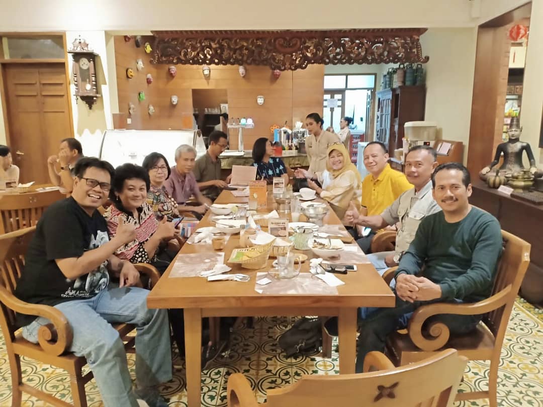 Daftar Harga Menu, Daftar Harga Minuman, Jalan Menuju Lokasi, Fasilitas , Review Koenokoeni Cafe Galery