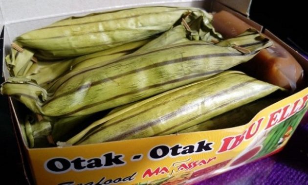 1. Baklave, 2. Bosang, 3. Bannang Bannang, 4. Baruasa, 5. Kerupuk Pisang Ijo, 6. Dangke’, 7. Kerupuk Jintan, 8. Kacang Sembunyi, 9. Deppa Tori, 10. Otak-Otak Ikan Tenggiri, 11. Bolu Cukke, 12. Baju Kaos