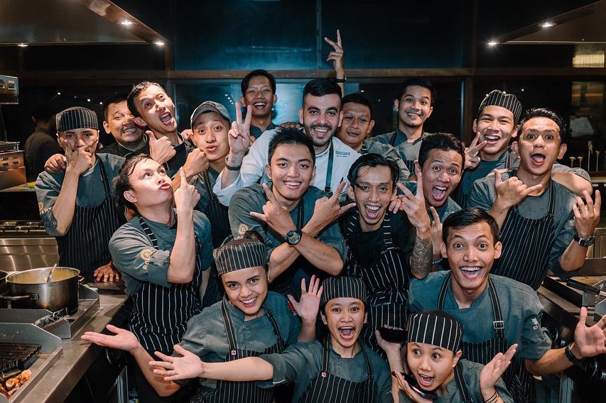 Daftar Harga Menu, Daftar Harga Minuman, Jalan Menuju Lokasi, Fasilitas, Keistimewaan Bowery