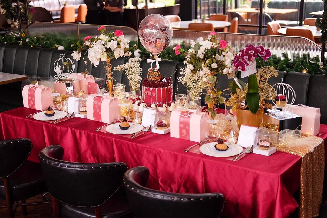 Daftar Harga Menu, Daftar Harga Minuman, Jalan Menuju Lokasi, Fasilitas, Keistimewaan Bowery