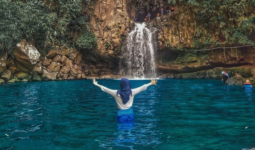 Harga Tiket Masuk, Jalan Menuju Lokasi, Fasilitas, Pesona Curug Cikuluwung, Alasan Harus Kesini