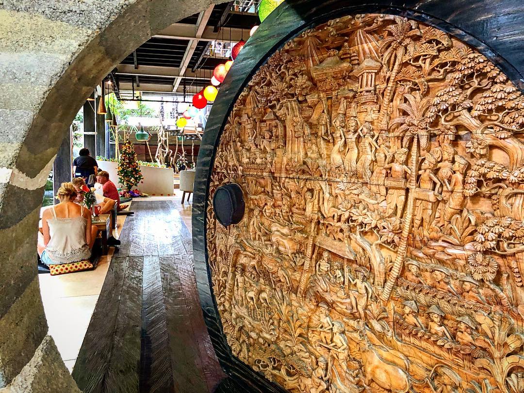 Jalan Menuju Lokasi, Menu Makanan , Sekitar Ubud, Clear Express, Direnovasi Karena Kebakaran, Sosial Media dan Lainnya, Direview Banyak Website 
