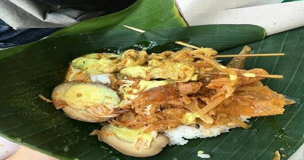 1. Warung Bu Widodo, 2. Warung Bu Pini, 3. Depot Bu Nyoto, 4. Mbak Jum Kemuning, 5. Warung Yu Nah, 6. Warung Bu Sami, 7. Warung Bu Yoto, 8. Karang Kojo, 9. Bu Sulami, 10. Bu Har