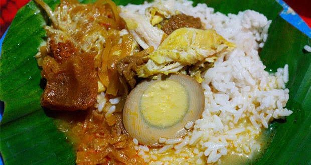 1. Warung Bu Widodo, 2. Warung Bu Pini, 3. Depot Bu Nyoto, 4. Mbak Jum Kemuning, 5. Warung Yu Nah, 6. Warung Bu Sami, 7. Warung Bu Yoto, 8. Karang Kojo, 9. Bu Sulami, 10. Bu Har