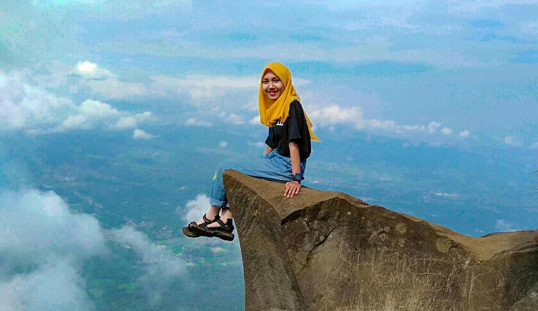 Harga Tiket Masuk, Rute Pendakian , Transportasi Ke Basecamp, Sekilas Gunung , Pesona Penanggungan