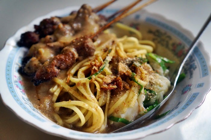 1. Longkrang, 2. Bu Umi, 3. Pak Muhadi, 4. Pak Tris, 5. Pak Umar, 6. Resto Ongklok, 7. Pak Yadi, 8. Mie Ongklok Cpny, 9. Mbak Umang, 10. Alun Alun Wonosobo