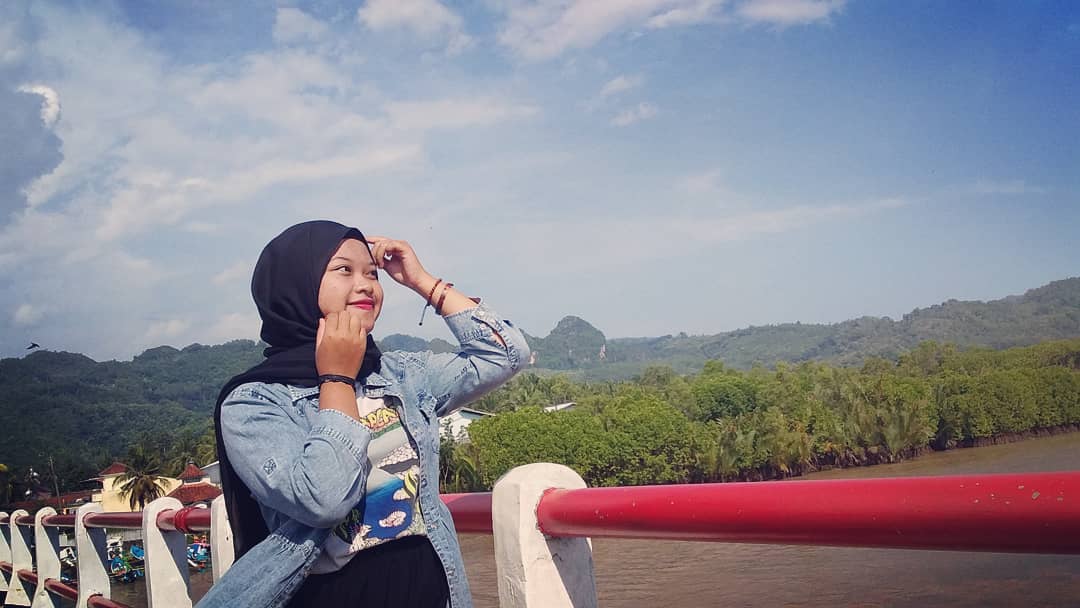 Kabupaten Kebumen, Selayang Pandang, Hutan dan Laut , Harga Tiket Masuk , Fasilitas Yang Ada