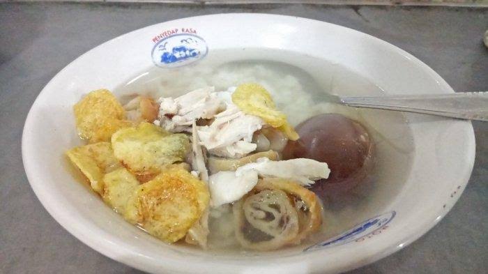 1. Warung Sastro, 2. RM. Kwali Ayam Kampung Jempol, 3. Maestro, 4. RM. Timlo Solo, 5. Timlo Solo Grand Mall, 6. Timlo Hartono Mall, 7. Depot Kratonan, 8. Warung Gado-gado “Mbak Yanti”, 9. Warung Bu Aning, 10. Warung Tiga Dara