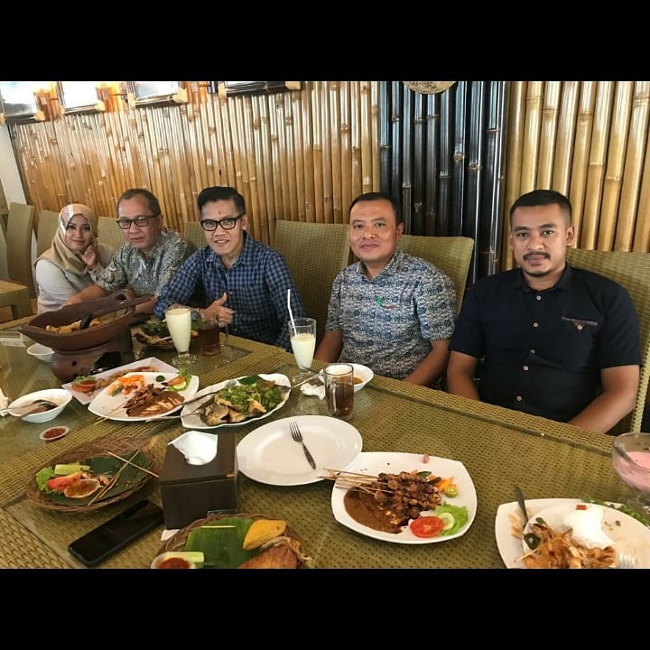 Daftar Harga Menu, Daftar Harga Minuman, Jalan Menuju Lokasi, Fasilitas , Review Mang Kabayan Harapan Indah