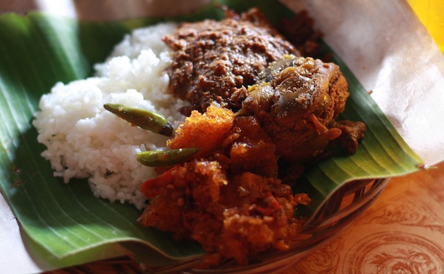 1. Gudeg Yu Djum Pusat, 2. Wijilan 167, 3. Maguwo, 4. Malioboro, 5. Sangaji, 6. Gamping, 7. Tempel, 8. Bantul, 9. Gunung Kidul, 10. Godean