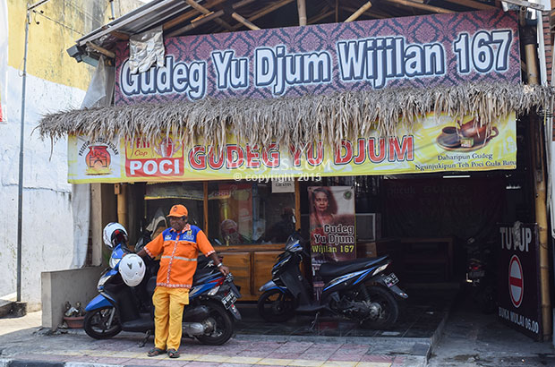 1. Gudeg Yu Djum Pusat, 2. Wijilan 167, 3. Maguwo, 4. Malioboro, 5. Sangaji, 6. Gamping, 7. Tempel, 8. Bantul, 9. Gunung Kidul, 10. Godean