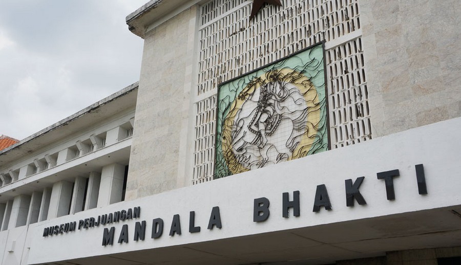 Harga Tiket Masuk, Jalan Menuju Lokasi, Fasilitas, Sekilas Museum , Daya Tarik 
