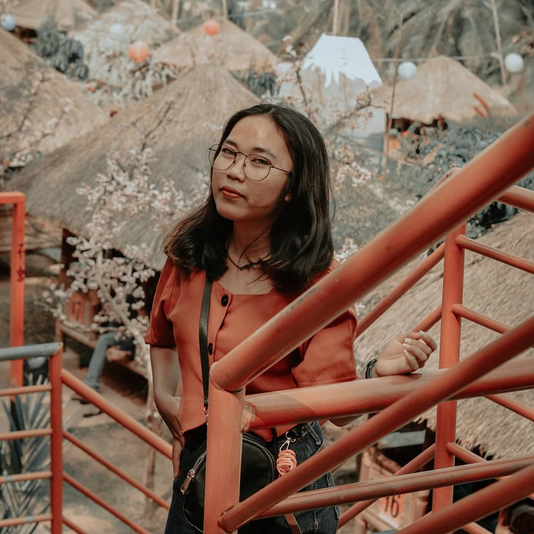 Harga Tiket Masuk, Jalan Menuju Lokasi, Fasilitas, Spot Foto Instagramable, Pesona Taman Sakura
