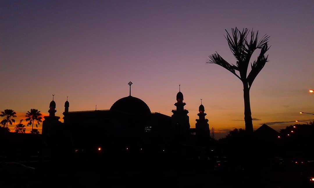 Tiket Masuk, Harga Sewa 2025, Jalan Menuju Lokasi, Fasilitas, Sekilas Masjid At-Tin, Daya Tarik 