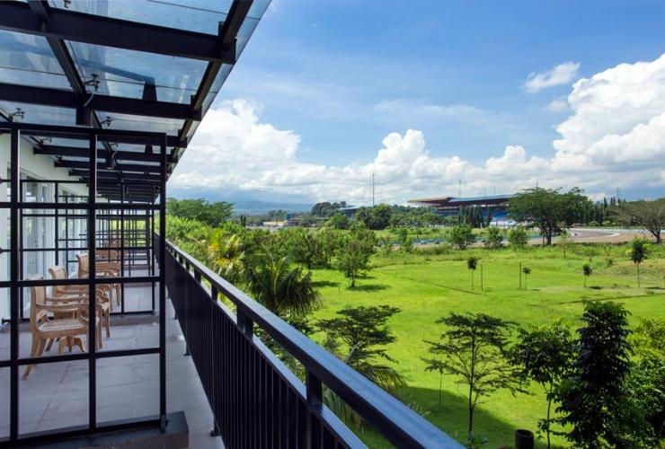1. Grand Mulya, 2. Whiz Prime, 3. Lorin Hotel Sentul, 4. D’Anaya Hotel, 5. Jimmers Mountain