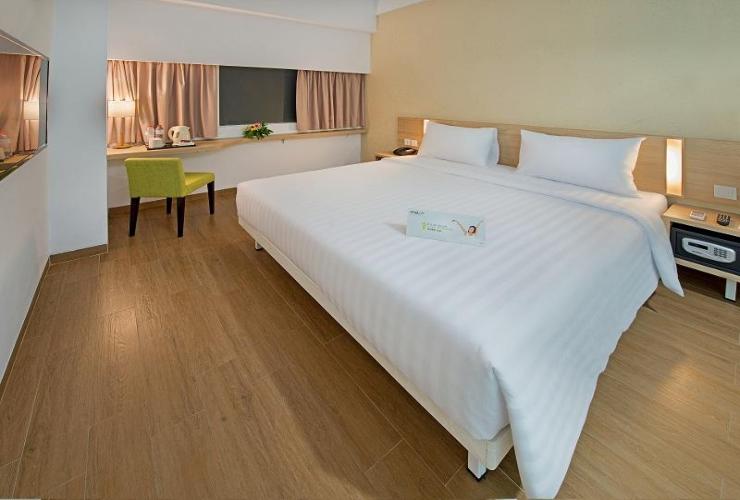 1. Grand Mulya, 2. Whiz Prime, 3. Lorin Hotel Sentul, 4. D’Anaya Hotel, 5. Jimmers Mountain