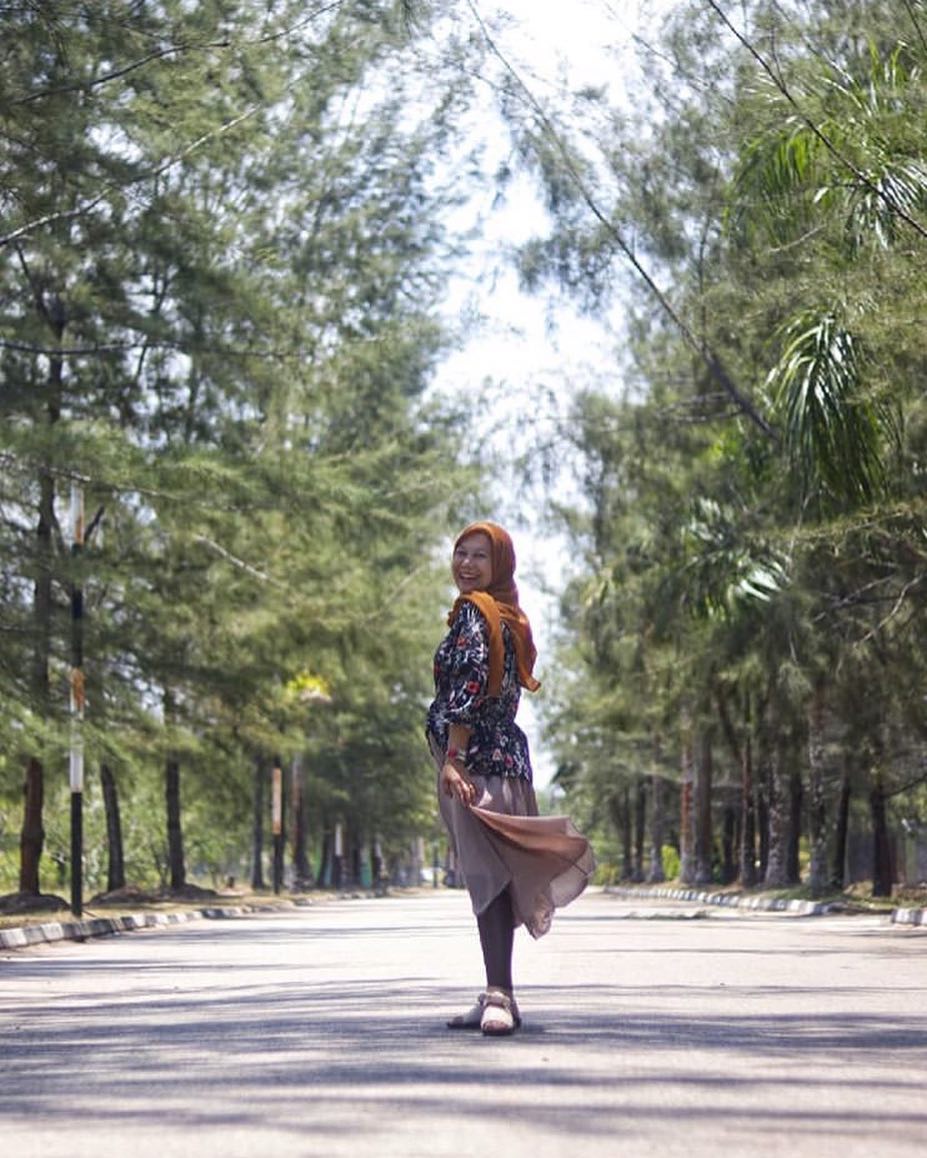 Harga Tiket Masuk, Jalan Menuju Lokasi, Fasilitas, Aktivitas Menarik , Keistimewaan Pantai 