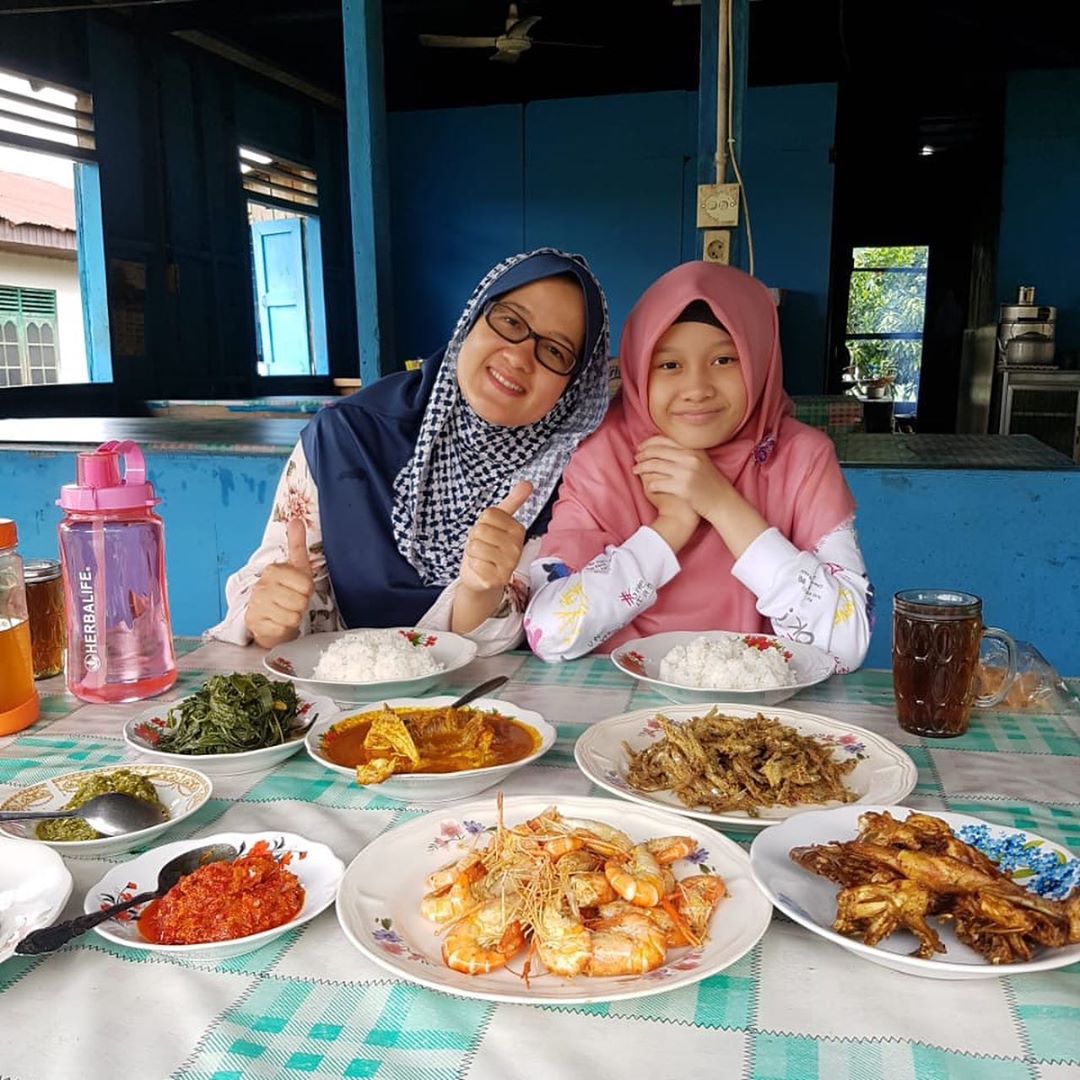 Daftar Harga Menu, Daftar Harga Minuman, Jalan Menuju Lokasi, Fasilitas, Sekilas RM Upik Banun