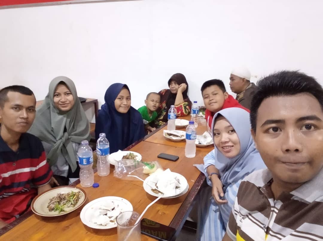 1. Kuta Bali, 2. Jember, 3. Banjarmasin, 4. Pandaan, 7. Enice, 8. Bebek Goreng Sinjay An, 9. Nasi Bebek Sinjay “Khas Madura”, 10. Warung Bebek Sinjay