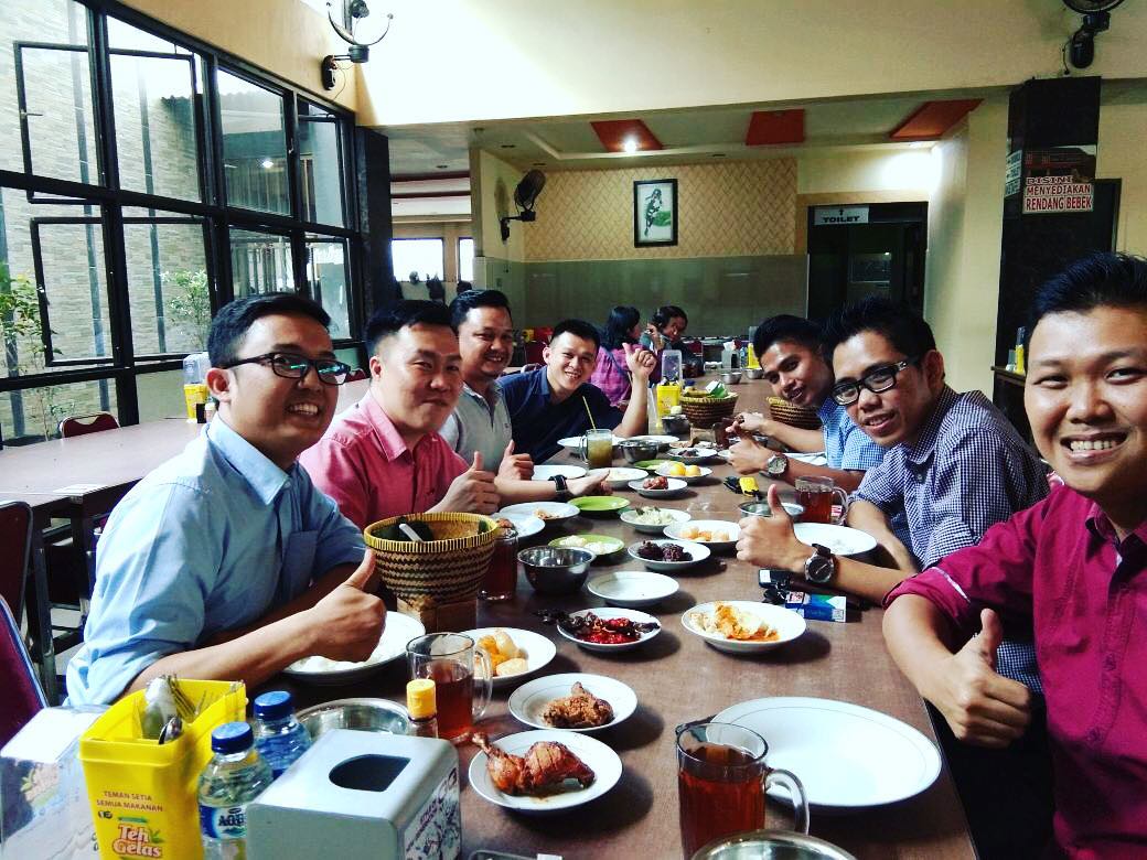 1. Pempek Selamat, 2. Pondok Kelapo, 3. RM Pak H.Munir, 4. RM Wong Djogja, 5. Roemah Kebun, 6. Aroma Cempaka, 7. Samwon Express, 8. Sushi Marru, 9. Kedai Om Roy, 10. Pondok Pindang Sarinande