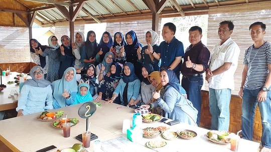 1. Pempek Selamat, 2. Pondok Kelapo, 3. RM Pak H.Munir, 4. RM Wong Djogja, 5. Roemah Kebun, 6. Aroma Cempaka, 7. Samwon Express, 8. Sushi Marru, 9. Kedai Om Roy, 10. Pondok Pindang Sarinande