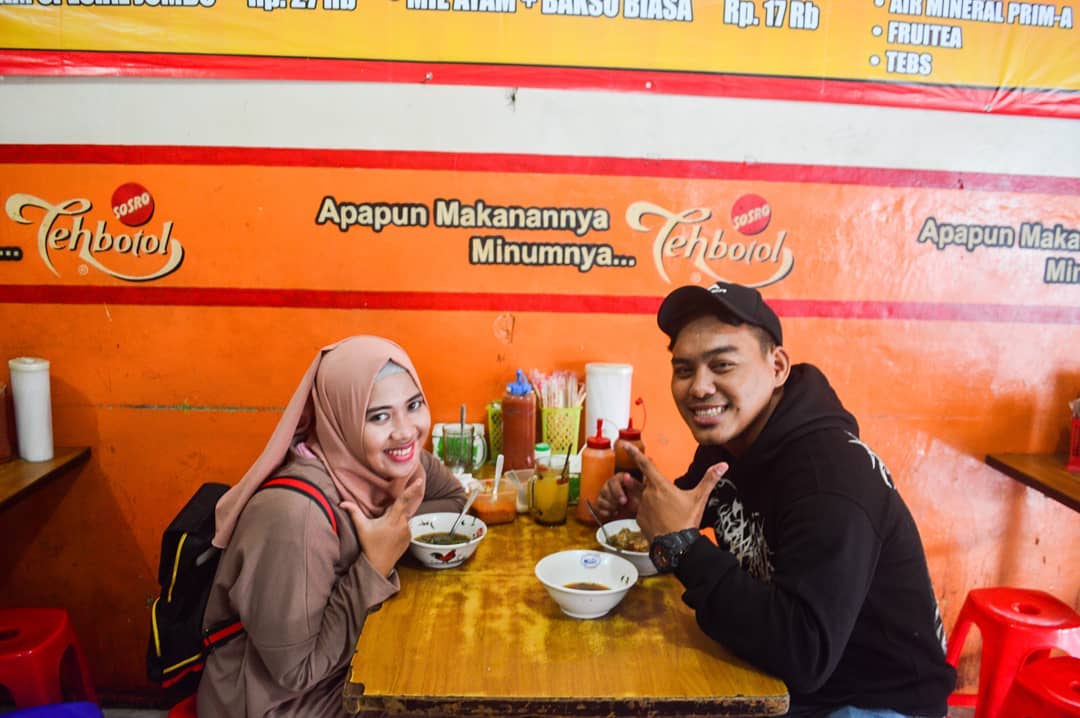 1. Lesehan Riung Pasundan, 2. Saung Bakul Centong, 3. Sang Kuring, 4. Mang Kabayan, 5. Sunda Alam Sari, 6. Gokana Ramen, 7. Matsuriya Restaurant, 8. Mujigae Korean Food, 9. Bakso Rainbow 2, 10. Rz Cafe & Resto
