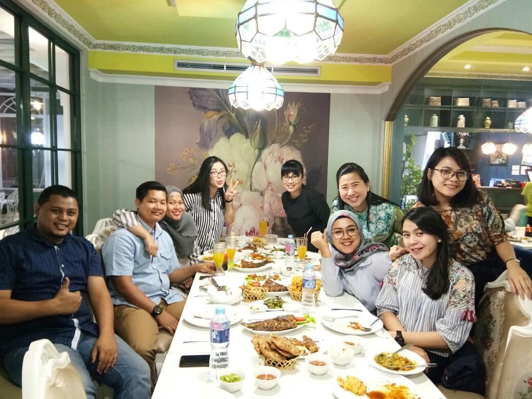 1. IKEA Cafetaria, 2. Raja Kepiting, 3. Kushiya Monogatari, 4. Steak 21, 5. Pigzzza, 6. Waroeng Sunda, 7. Conblock, 8. RM. Putera Lombok, 9. Sarang Oci Flavor Bliss, 10. Bandar Djakarta