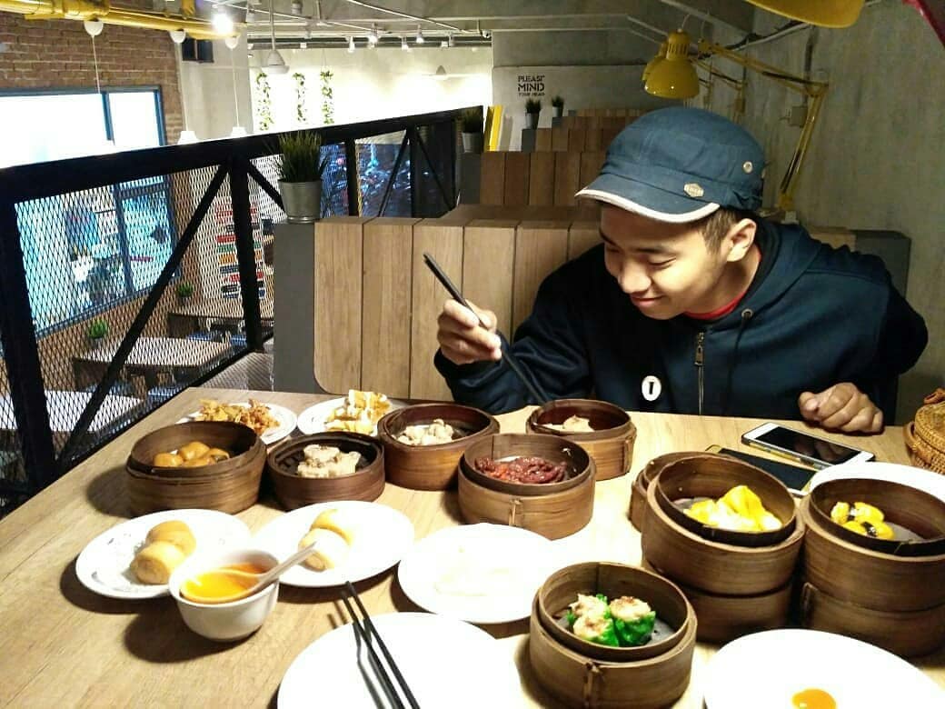 1. Shabu Hji-mat, 2. Mashiseo, 3. Ngunya, 4. Grill 99, 5. Bamboo Dimsum, 6. Pochajjang, 7. KKUMGA BBQ, 8. Steak 21, 9. Miyazaki, 10. Gudang Kafe