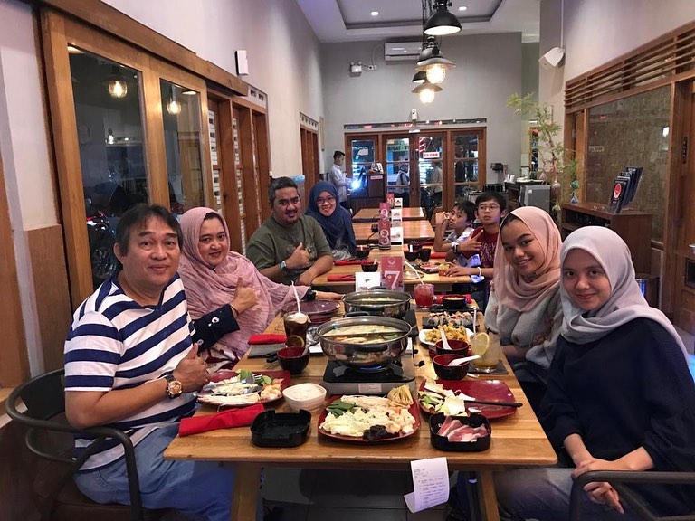 1. Pochajjang, 2. Kedai Seasoning, 3. Dakgalbi, 4. Ainisuki Resto, 5. Landbouw Resto, 6. Atria Hotel, 7. Yakuza Bu, 8. Bluebells Express, 9. Harris Hotel, 10. The 101 Hotel