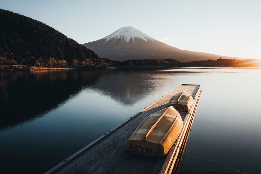 1. Gunung Fuji, 2. Gunung Kitadake, 3. Gunung Hotaka, 4. Gunung Yari, 5. Gunung Warusawa, 6. Gunung Akaishi, 7. Gunung Ontake, 8. Gunung Shiomi, 9. Gunung Aino, 10. Gunung Obami