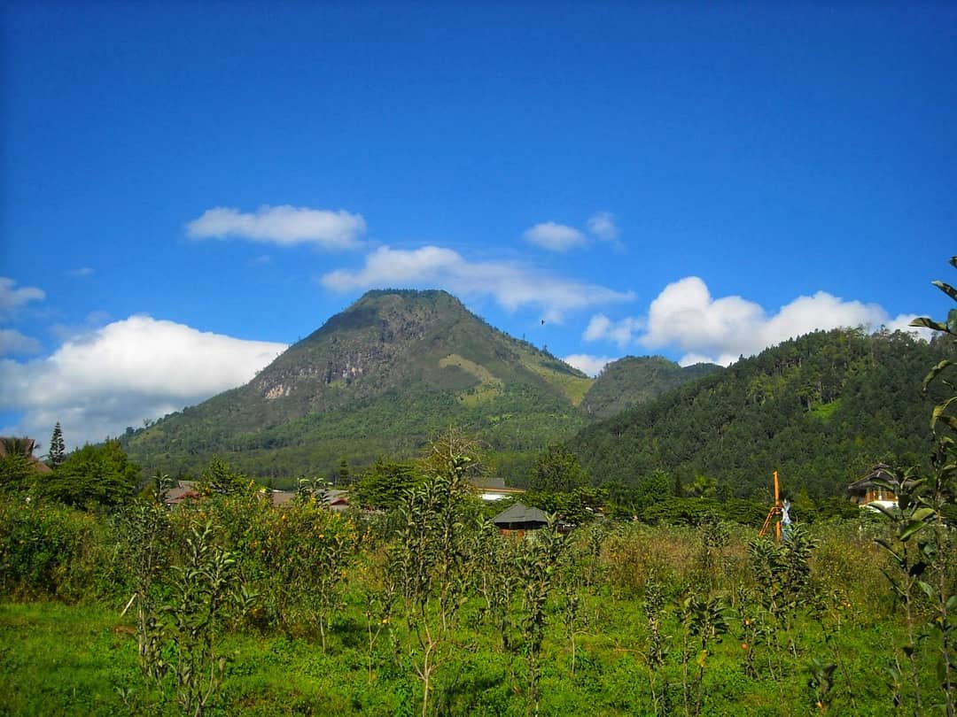 1. Gunung Ijen, 2. Gunung Raung, 3. Gunung Ranti, 4. Gunung Gumitir, 5. Gunung Gamping, 6. Gunung Remuk, 7. Gunung Srawet, 8. Gunung Suket, 9. Kawah Wurung, 10. Bukit Mondoleko