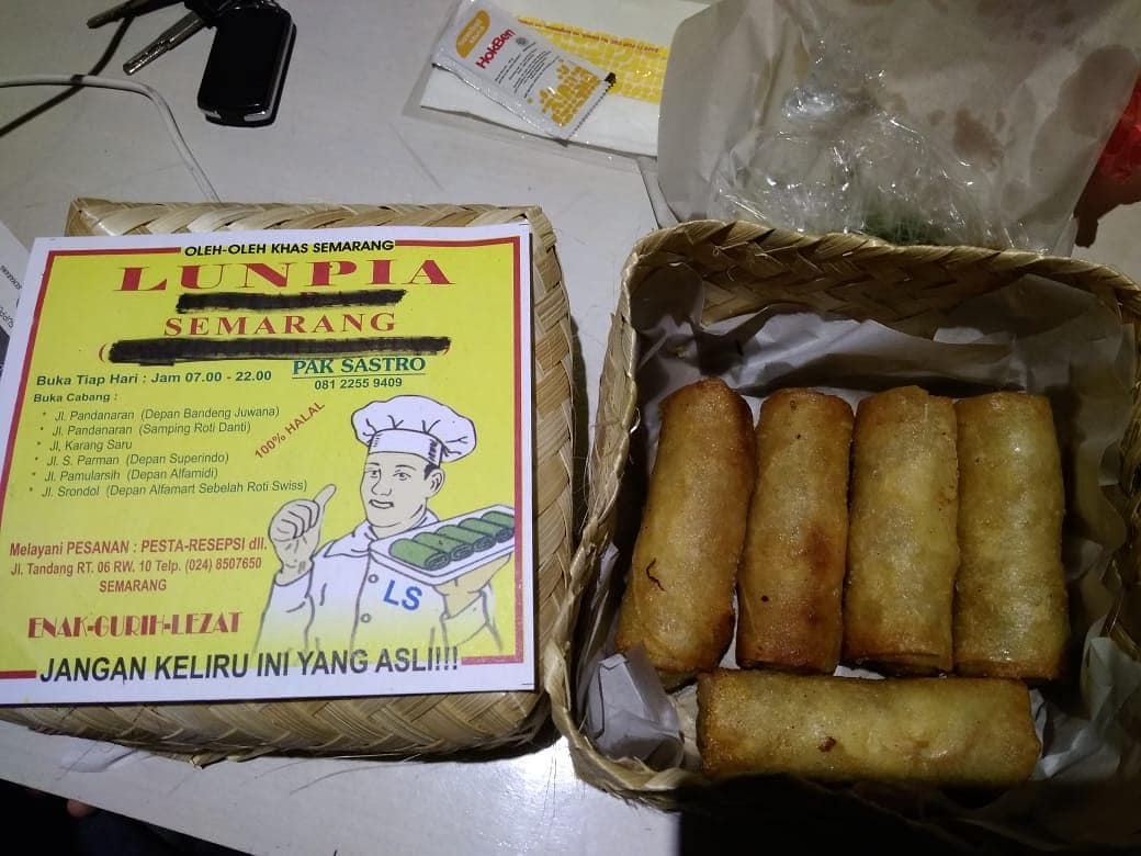 1. Lumpia Amoy, 2. Gang Lombok, 3. Lunpia Mataram, 4. Mbak Lien, 5. Pak Sastro, 6. Cik Meme, 7. Lunpia Express, 8. Lunpia 57, 9. Sari Rasa, 10. Lunpia Djoe