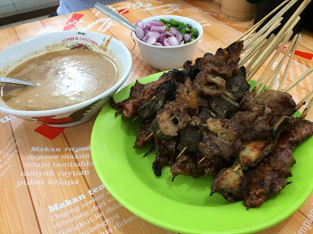 1. Tahu Bakso Bu Pudji, 2. Pecel Keong “Mbak Toen” Banyubiru, 3. Tumpi, 4. Tahu Serasi, 5. Gudeg Merakmati, 6. Sate Kelinci Bandungan, 7. Serabi Ngampin, 8. Sate Pak Kempleng, 9. Pecel Mbok Kami, 10. Gecok Tlogo Ibu Siti Sundari