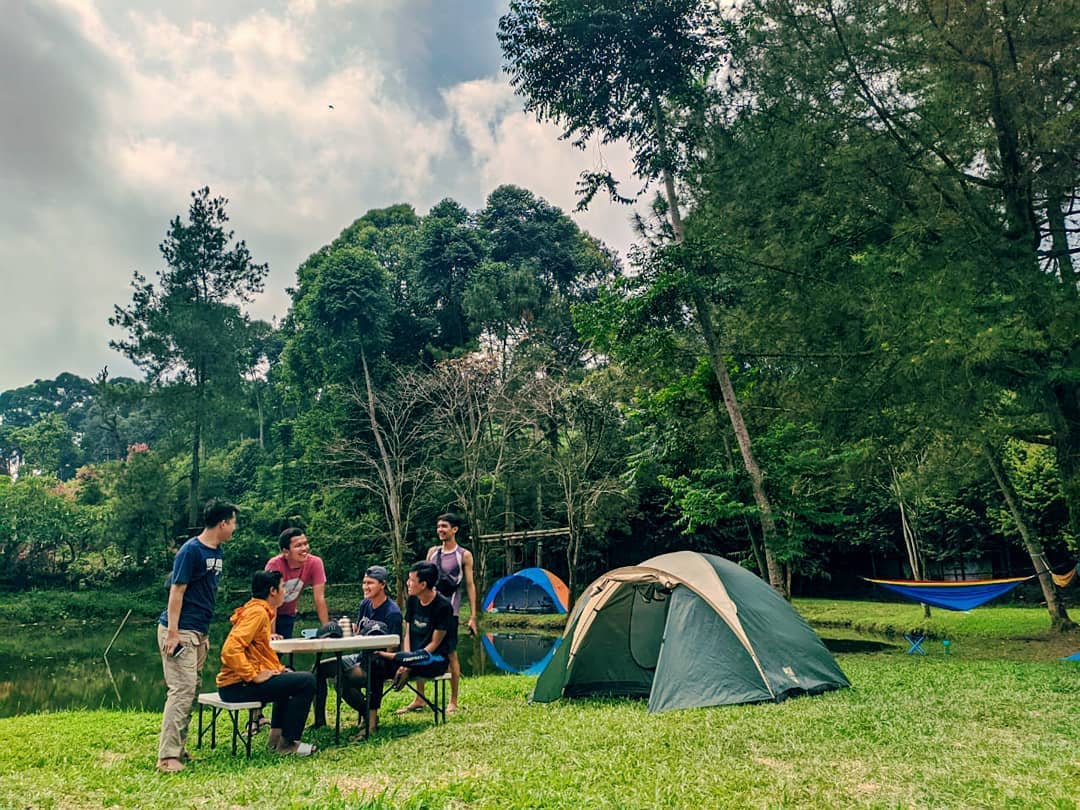 1. Gunung Gede, 2. Gunung Pangrango, 3. Gunung Munara Rumpin, 4. Gunung Bunder, 5. Gunung Kencana, 6. Gunung Pancar, 7. Gunung Salak Endah, 8. Gunung Batu Jonggol, 9. Gunung Eusing, 10. Gunung Alesano