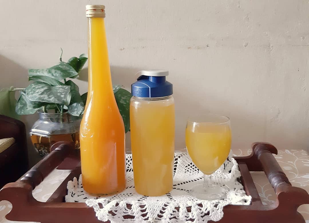 1. Pallu Buttung, 2. Sarabba, 3. Es Pisang Ijo, 4. Sirup Pisang Ambon, 5. Sirup Markisa, 6. Saguer, 7. Es Sirsak Manado, 8. Es Tji Mei, 9. Jus Patikala, 10. Es Brenebon