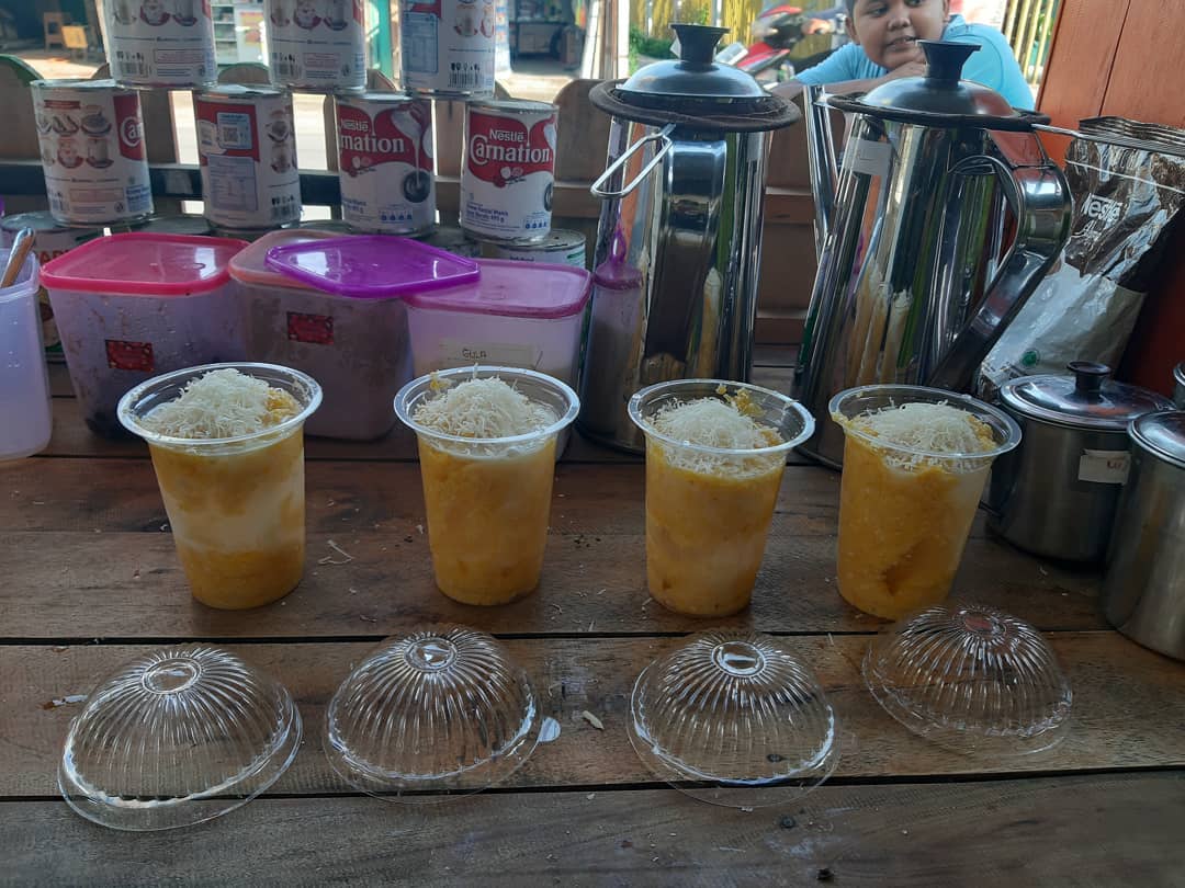 1. Es Kacang Merah, 2. Teh Secang, 3. Smoothies Saron, 4. Pokat Kocok, 5. Es Jagung, 6. Sarsaparilla, 7. Sugus, 8. Kopi Janji Jiwa, 9. Kopi Besemah, 10. Sop Buah