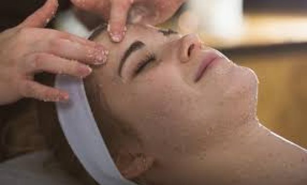 1. Immoderma Skin Clinic, 2. Mint Beauty & Dental Care, 3. SuperSkin Beauty Clinic, 4. Miracle Aesthetic Clinic , 5. Natasha Skin Clinic , 6. Gracia Skin Clinic, 7. Premiera SkinCare, 8. Moira Clinic, 9. Skin’s Essential Clinic, 10. Venice Aesthetic Clinic, 11. Ella Skin Care, 12. Klinik Estetika